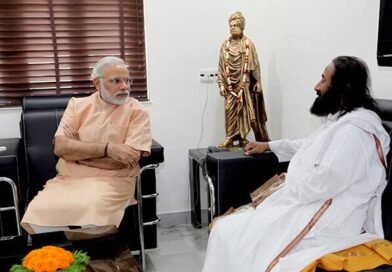 Prime Minister meets Sri Sri Ravi Shankar Ji at Art of Living
